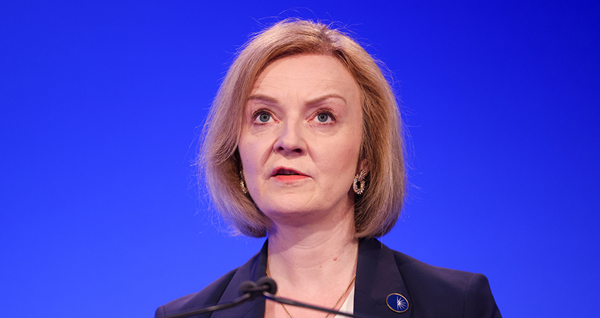 Liz Truss 3 847